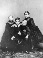Russischer Fotograf - Die Kinder des Großfürsten Konstantin Nikolajewitsch von Russland: Wera, Nikolai, Konstantin und Olga