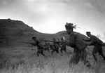 Unbekannter Fotograf - Angriff der Roten Armee. Schlacht am Chassansee