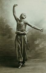 Unbekannter Fotograf - Vaslav Nijinsky im Ballett L'Après-midi d'un faune (Der Nachmittag eines Fauns)