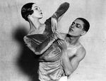 Unbekannter Fotograf - Alicia Nikitina und Serge Lifar im Ballett Les Biches von Francis Poulenc