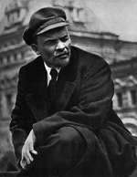 Unbekannter Fotograf - Wladimir Lenin auf der Wseobutsch-Parade am 25. Mai 1919