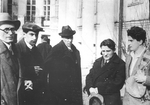 Ilf, Ilja Arnoldowitsch - Michail Fainsilberg, Walentin Katajew, Michail Bulgakow, Juri Olescha und Iossif Utkin auf der Trauerfeier von Majakowski