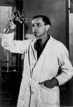 Unbekannter Fotograf - Rudolph Schoenheimer (1898-1941)