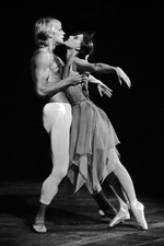 Unbekannter Fotograf - Maja Plissezkaja und Alexander Godunow im Ballett La Rose malade von Gustav Mahler