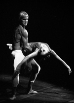 Unbekannter Fotograf - Maja Plissezkaja und Alexander Godunow im Ballett La Rose malade von Gustav Mahler