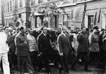 Unbekannter Fotograf - Kaganowitsch, Schdanow, Michajlow, Molotow, Stalin and Jagoda während der Bestattungszeremonie von Maxim Gorki
