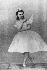 Unbekannter Fotograf - Anna Sobeschtschanskaja as Odette im Ballett Schwanensee, Moskau, 1877