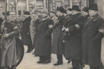 Unbekannter Fotograf - Malenkow, Beria und Chruschtschow vor dem Sarg Stalins am 9. März 1953