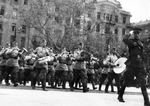 Unbekannter Fotograf - Sowjetisches Militärorchester im befreiten Budapest, 1945