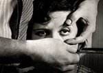 Unbekannter Fotograf - Szene aus dem Film Ein andalusischer Hund (Un chien andalou) von Luis Buñuel