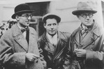 Unbekannter Fotograf - Le Corbusier, Sergei Eisenstein und Andrei Burow in Moskau