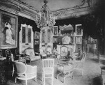 Unbekannter Fotograf - Paul Durand-Ruels Grand salon in der Rue de Rome mit Tanz auf dem Land von Renoir