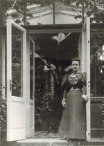Unbekannter Fotograf - Elena Iwanowna Rukawischnikowa