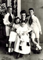 Bulla, Karl Karlowitsch - Elena Iwanowna Nabokowa mit Kinder Sergei, Olga, Elena und Vladimir