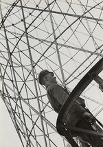 Rodtschenko, Alexander Michailowitsch - Die Wache am Schuchow-Radioturm in Moskau