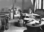 Unbekannter Fotograf - Bauhaus, Metallwerkstatt