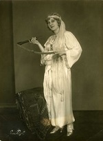 Unbekannter Fotograf - Lotte Schöne als Blonde in Entführung aus dem Serail von Wolfgang Amadeus Mozart