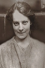 Unbekannter Fotograf - Anna Anderson (1896-1984)