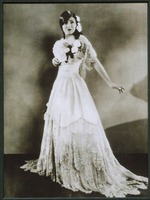 Unbekannter Fotograf - Rosa Ponselle (1897-1981) als Violetta in Oper La Traviata von Giuseppe Verdi
