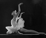 Unbekannter Fotograf - Maja Plissezkaja als Odette im Ballett Schwanensee