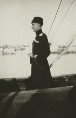 Unbekannter Fotograf - Baron Pjotr Nikolajewitsch Wrangel auf der Yacht Lukullus. Limnos