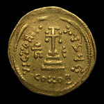 Numismatik, Antike Münzen - Solidus des Kaisers Heraklios. Revers: Crux potens auf drei Stufen