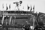Unbekannter Fotograf - Rom, 28. April 1937. Mussolini weiht die Cinecittà-Studios ein. Kinematographie ist die stärkste Waffe