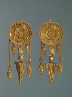 Ancient jewelry - Pair of gold earrings