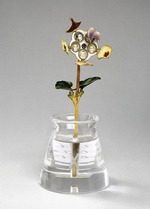 Wigström, Henrik Immanuel, (Fabergé manufacture) - “Pansies” in Crystal Glass. Gift from Tsar Nicholas II to his wife, Empress Alexandra Feodorovna