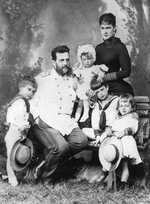 Anonymous - Grand Duke Vladimir Alexandrovich of Russia (1847-1909) with his Family