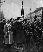 Anonymous - Vladimir Lenin and Yakov Sverdlov at the Marx and Engels monument dedication on Nevember 7, 1918