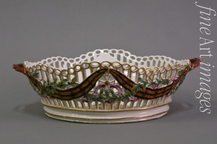 Kozlov Gavriil Ignatievich - Bread Basket  from the Porcelain Dinner Service of the Order of Saint George the Victorious (Gardner Porcelain Factory)