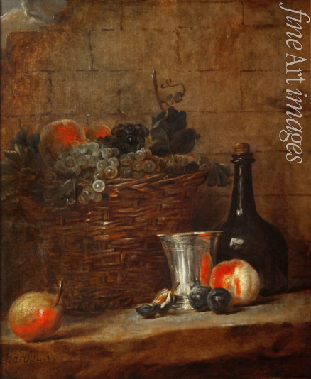 Chardin Jean-Baptiste Siméon - Obstkorb mit Weintrauben, Silberbecher, Flasche, Pfirsiche, Pflaumen, und eine Birne
