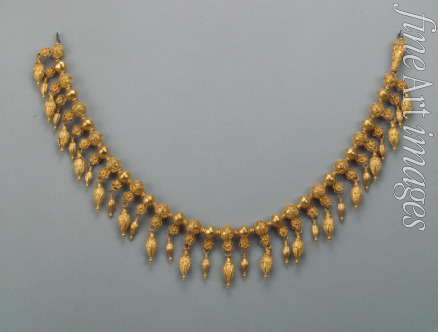 Antike Juwelenkunst - Halskette mit Anhänger