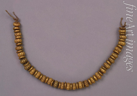 Prähistorische Kulturen Russlands - Kette von Perlen (55 Stück)