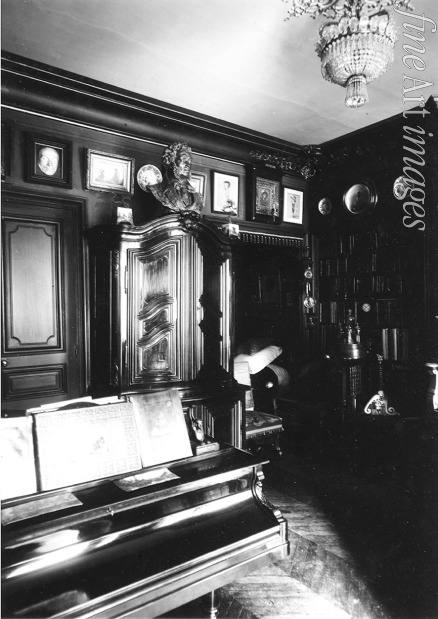 Unbekannter Fotograf - Interieur im Museum des Schriftstellers und Historikers Alexander F. Onegin in Paris