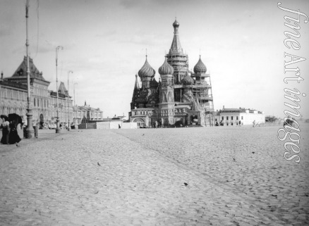 Russischer Fotograf - Die Kathedrale des Basilius des Glückseligen auf dem Roten Platz in Moskau