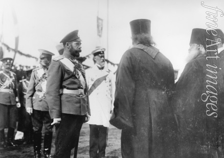 Russian Photographer - Tsar Nicholas II talking to Religious representatives during the Celebrate the 100th Annyversary of the War in 1812