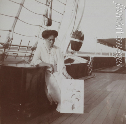 Unbekannter Fotograf - Kaiserin Alexandra Fjodorowna auf der Jacht 