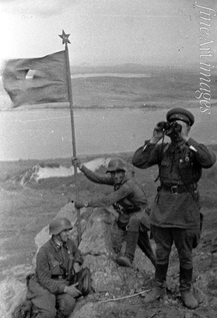 Unbekannter Fotograf - Russische Siegesfahne. Schlacht am Chassansee