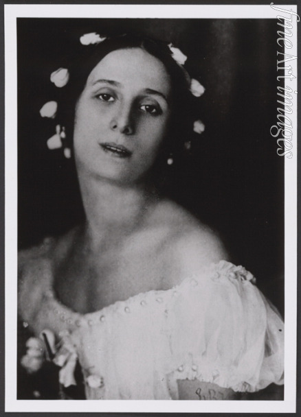 Anonymous - Anna Pavlova in the ballet Ballet Chopiniana by Mikhail Fokine