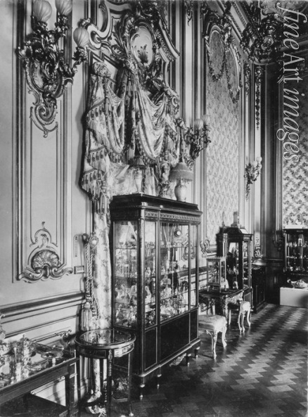 Bulla Karl Karlovich - The Exhibition of the Fabergé House