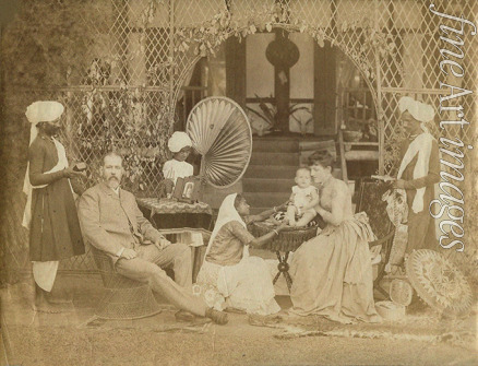Anonymous - British family with Indian Servants in northeastern India