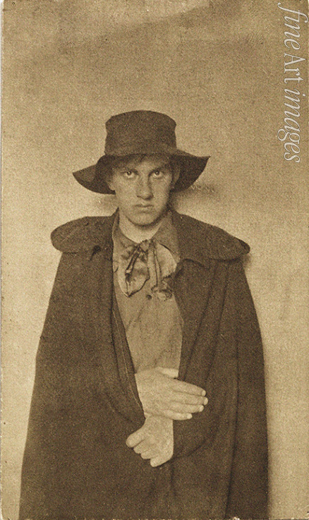 Unbekannter Fotograf - Wladimir Majakowski. Moskau, 1910