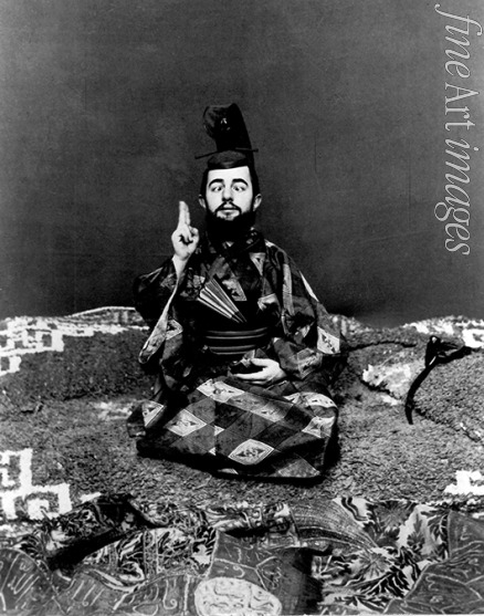 Guibert Maurice - Henri de Toulouse-Lautrec in Japanese dress