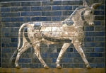 Assyrische Kunst - Das Ischtar-Tor von Babylon. Basrelief von Stier