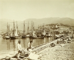 Russischer Fotograf - Der Bau eines Hafendamms in Jalta