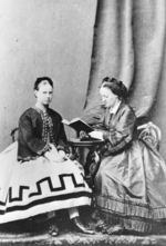 Russischer Fotograf - Großfürstin Maria Alexandrowna von Russland (1853-1920) mit Anna Tjuttschewa, Tochter des Dichters Fjodor Tjuttschew