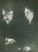 Russischer Fotograf - Der Komponist Dmitri Schostakowitsch (1906-1975) und der Regisseur Wsewolod Meyerhold (1874-1940)