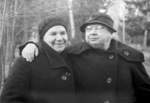 Unbekannter Fotograf - Nadeschda Krupskaja, Ehefrau und Kampfgefährtin Lenins, mit ihrer Freundin